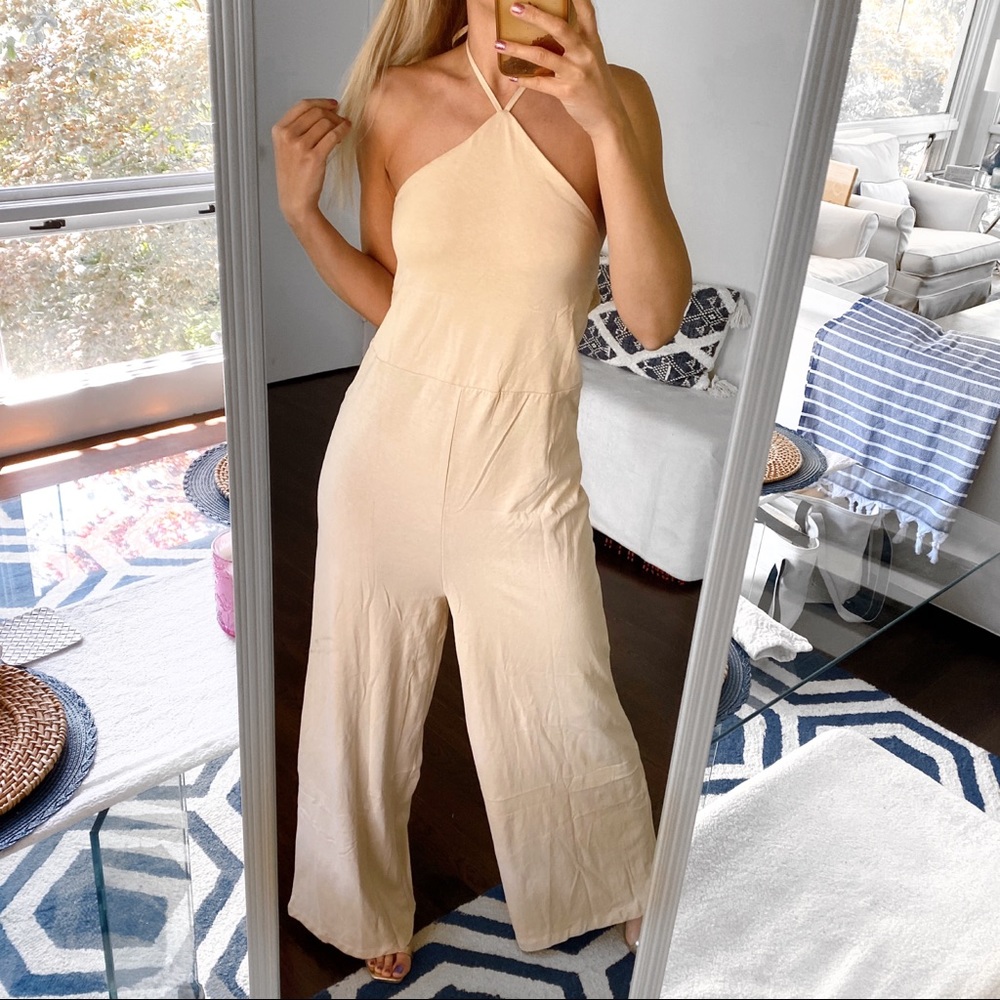 🐚 ZARA TAN BACK TIE JUMPSUIT!